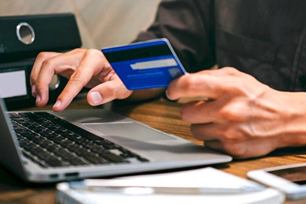 Credit-card-added-upi-2025-01-789a19f15ae13587d4665643483e5e83-3x2-1