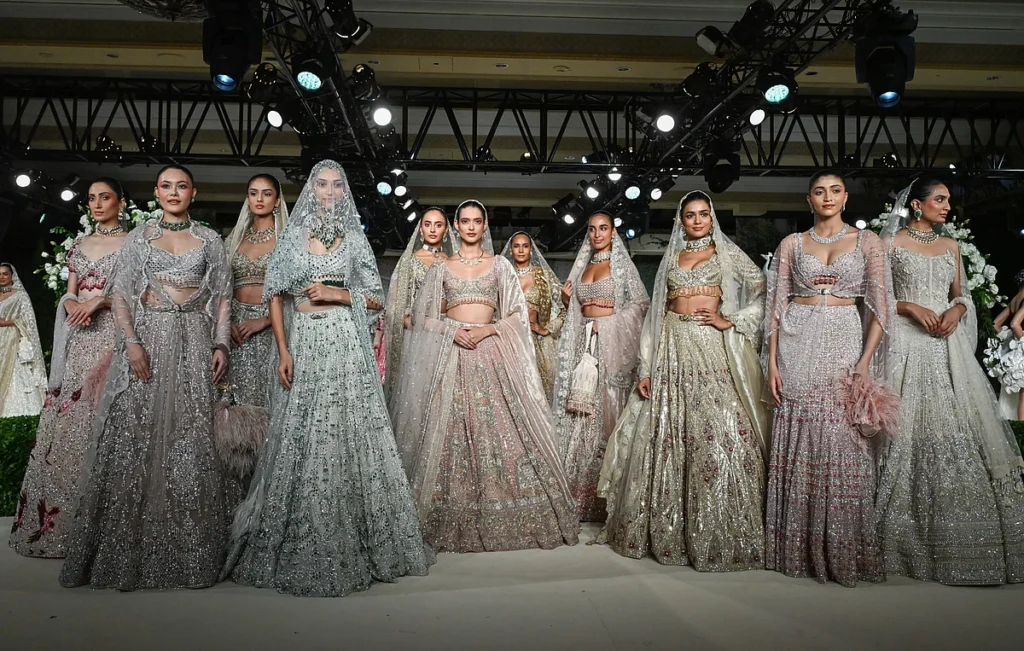 Hyundai-India-Couture-Week-1
