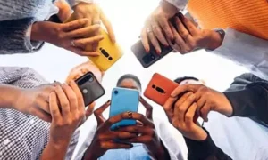 cellphone070334