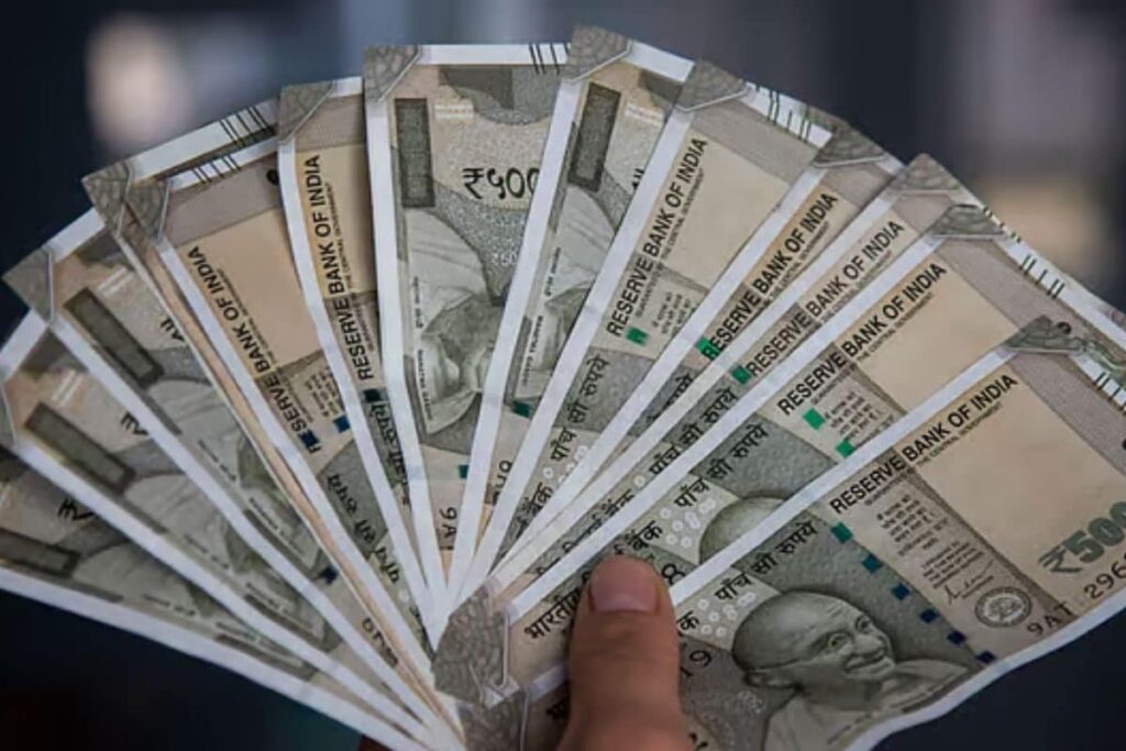 money-2-2025-06-dab4816e207a0b4c357bbd4c6690fe7a-3x2-1