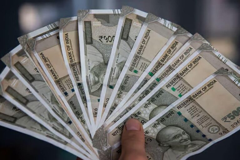 money-2-2025-06-dab4816e207a0b4c357bbd4c6690fe7a-3x2-1