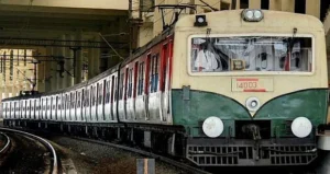 train-parakkum-train-TNIE