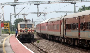 1-1-trainengine42510chn76