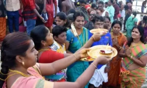 16572051-aadiperukku2