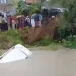 16625300-upaccident