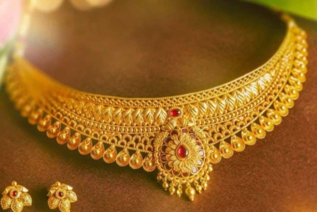 Gold-Price-2025-08-8b6ece2eddd68c6cb5882be51ac627db-3x2-1