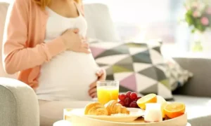 18755916-women