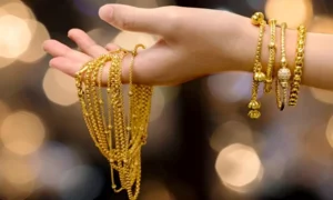 18997142-gold