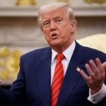 Donald-trump-hands-DNS-ed