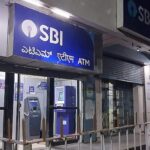 armed-gang-loots-cash-and-gold-from-sbi-chadachan-branch-in-karnatakas-vijayapura-police-launch-ma-174622422-16x90-1