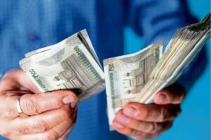 money-2025-08-aa0b951507fa961431028e10c6bbc356-3x2-1