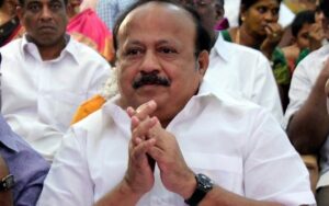 vikatan_2019_05_60eed9e0_3cbb_4640_91ef_c890742e112f_Panneerselvam_MRK_16327