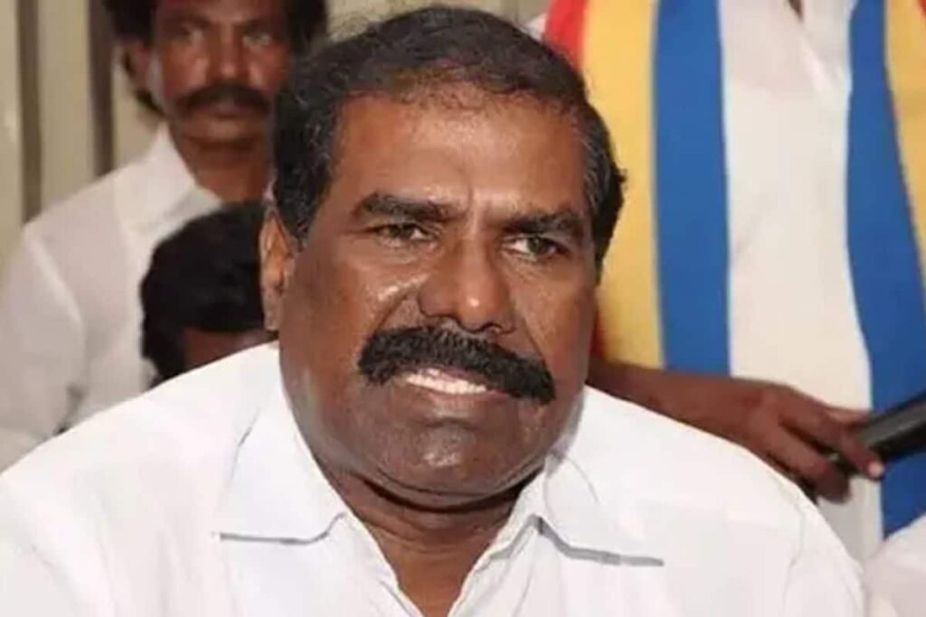 JK-Mani-2025-12-07aea98e10d4a71f99da18452a7333c6-3x2-1