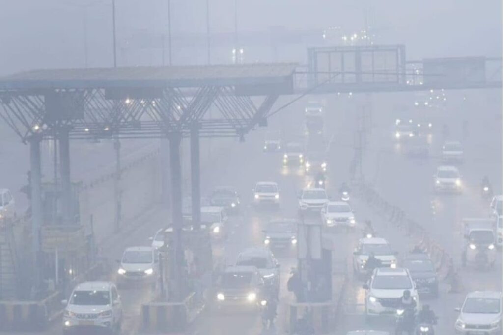 delhi-fog-2025-12-746c492545ae85fea027ec4ee48feaf8-3x2-1