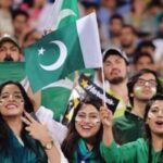 pakistan-fans-2025-12-806f82ba34bd6d5cd385cec506544374-3x2-1