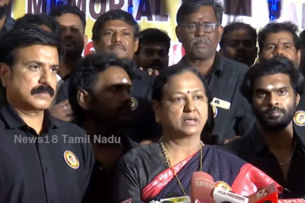 premalatha-2-2025-12-38dab306beda774eee3514616876d214-3x2-1