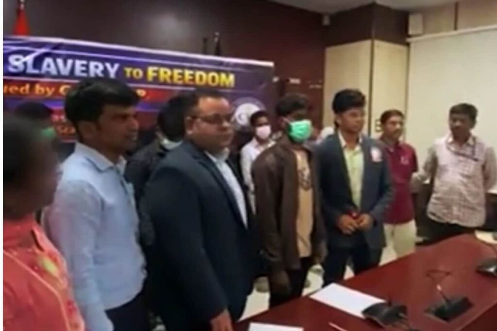 Cyber-Mafia-2026-01-69080bbf09757d87ab2f38736c64d91f-3x2-1