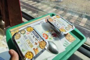 Railway-food-1-2026-01-cb8a6740211a20c37c4dda6fb465a642-3x2-1