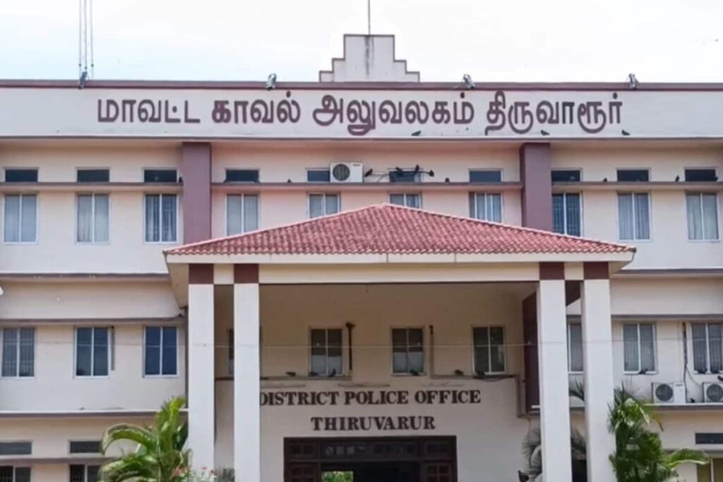 Fake-inspector-2026-02-7b9189b0ec13338bc746a39a01d481a5-3x2-1