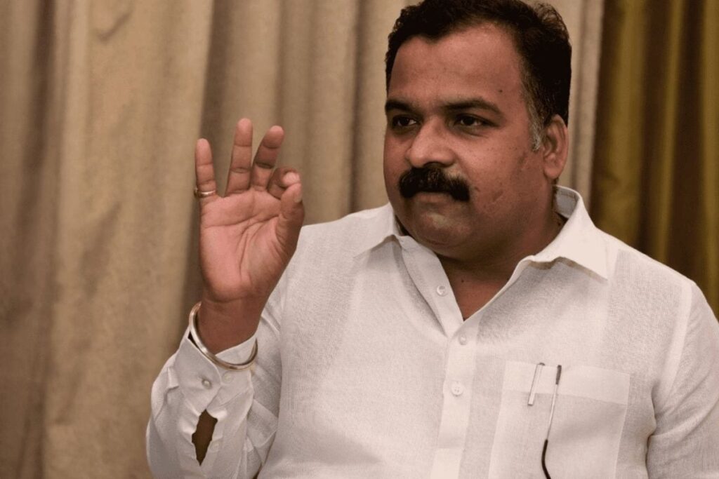 Manikam-thagore-2026-02-4fb9c5fc46c650f32e370186df0eb8d6-3x2-1