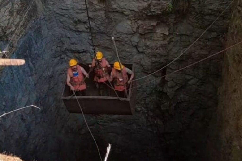 meghalaya-coal-mine-accident-2026-02-b11faac66f5e2ebbeda8ddc54ee51fda-3x2-1