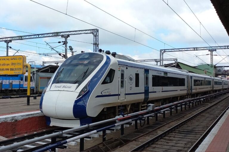 vande-bharat-2026-02-aa786d8d42777f2ab244ccb281ba389e-3x2-1