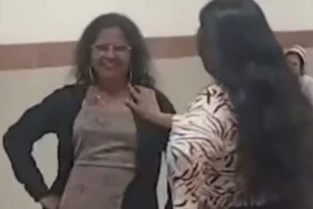 Nurses-dance-2026-03-016b367b66a0ca75546fd0b430fd3507-1200x800-1