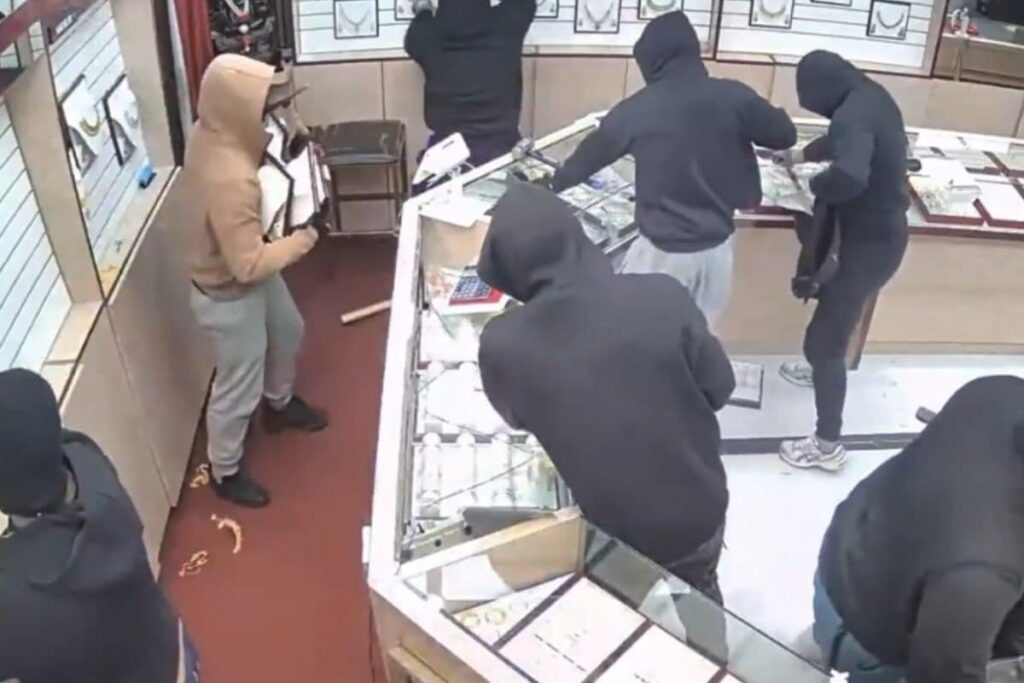 Roberry-2026-03-cf82c978c901fc2c9c1220d981e1fcb0-1200x800-1