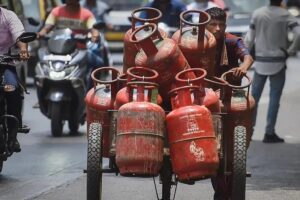 gas-cylinder-2026-02-e4591a82c5963122864c0674a527b73c-3x2-1