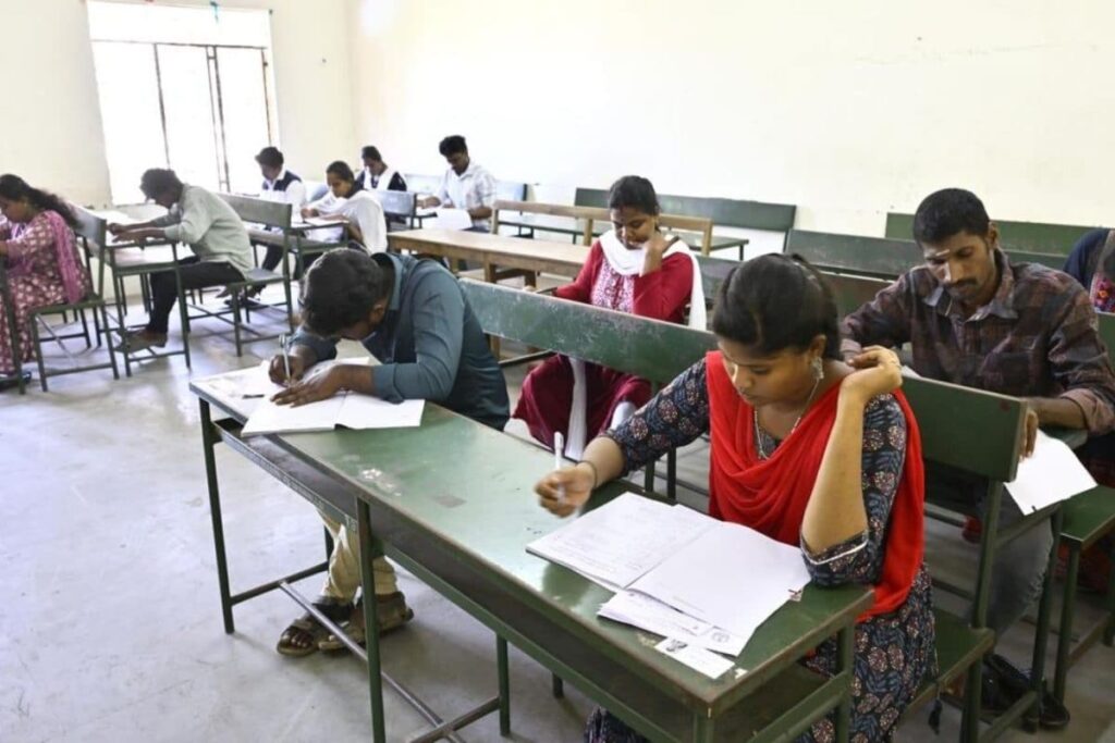 tnpsc-2026-02-bacc3f606362578f81dbe0bdf04d9cc2-3x2-1