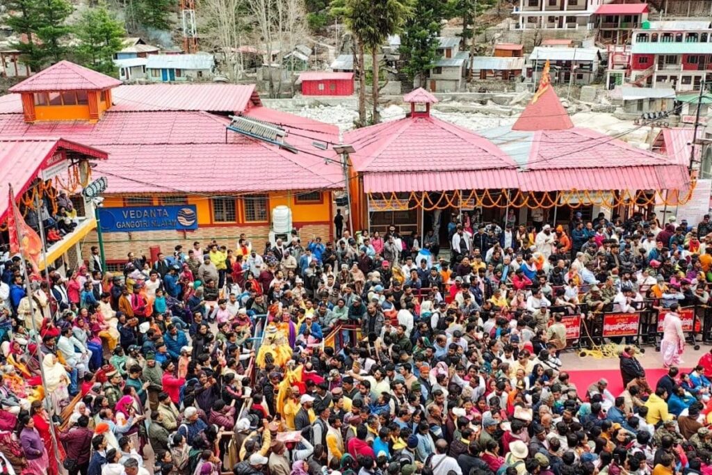 Gangotri-Temple-2026-04-81ae89e1131fa5be45acb22644053f62-1200x800-1