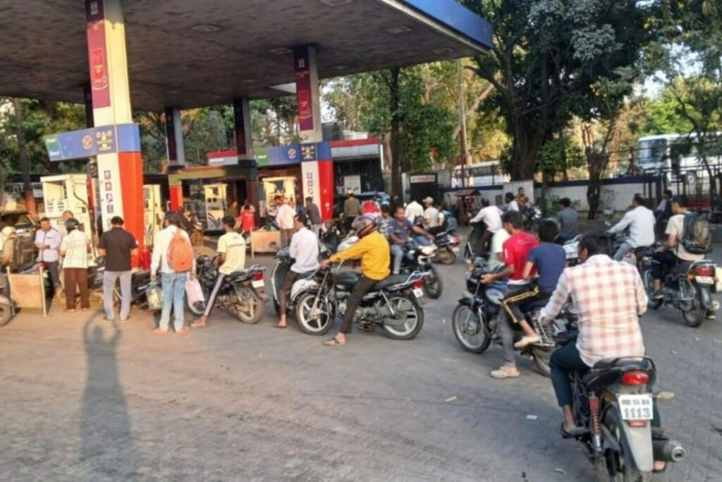 petrol-diesel-price-hike-2026-04-54fcd0bcd96c74f08732fe921b8b3582-1200x800-1