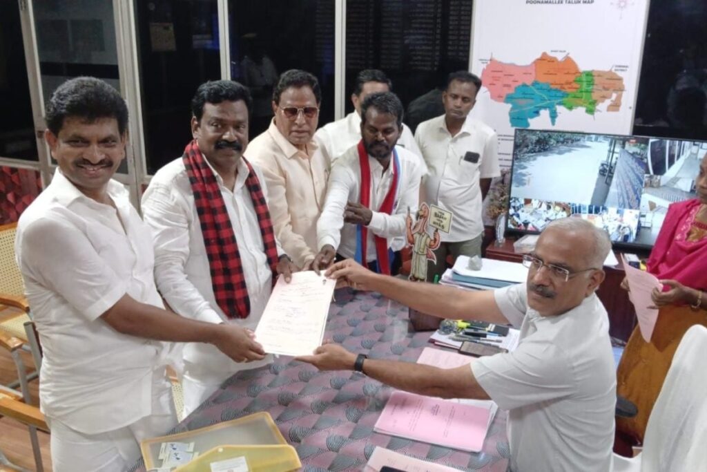 poonamale-DMK-Nomination-2026-04-7ac6d81f832fefa6cd4779407fdc235a-1200x800-1