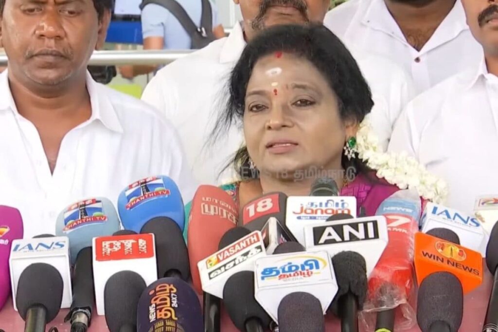 tamilisai-2026-04-94af67325405a3ee24696da51e5d29d4-1200x800-1