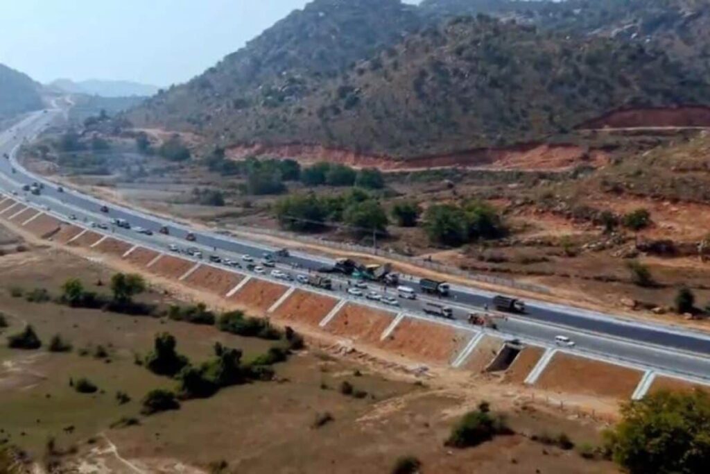 1777718284_Bengaluru-Kadapa-Vijaywada-Highway-2026-05-bea75f6b50c8c8dd7d87c78206304e6e-1200x800-1