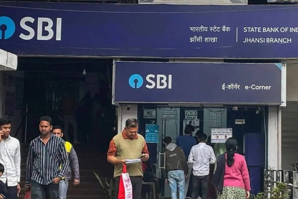 1777979428_1777865600_1777861901_1-SBI-Announces-Contract-Based-Jobs-Salary-Up-to-Rs-50000-Vacancies-Open-in-Hyderabad-and-Amaravati-1-2026-04-bdc23d32ec03049e7d7e1e807eff0a45-1200x800-1