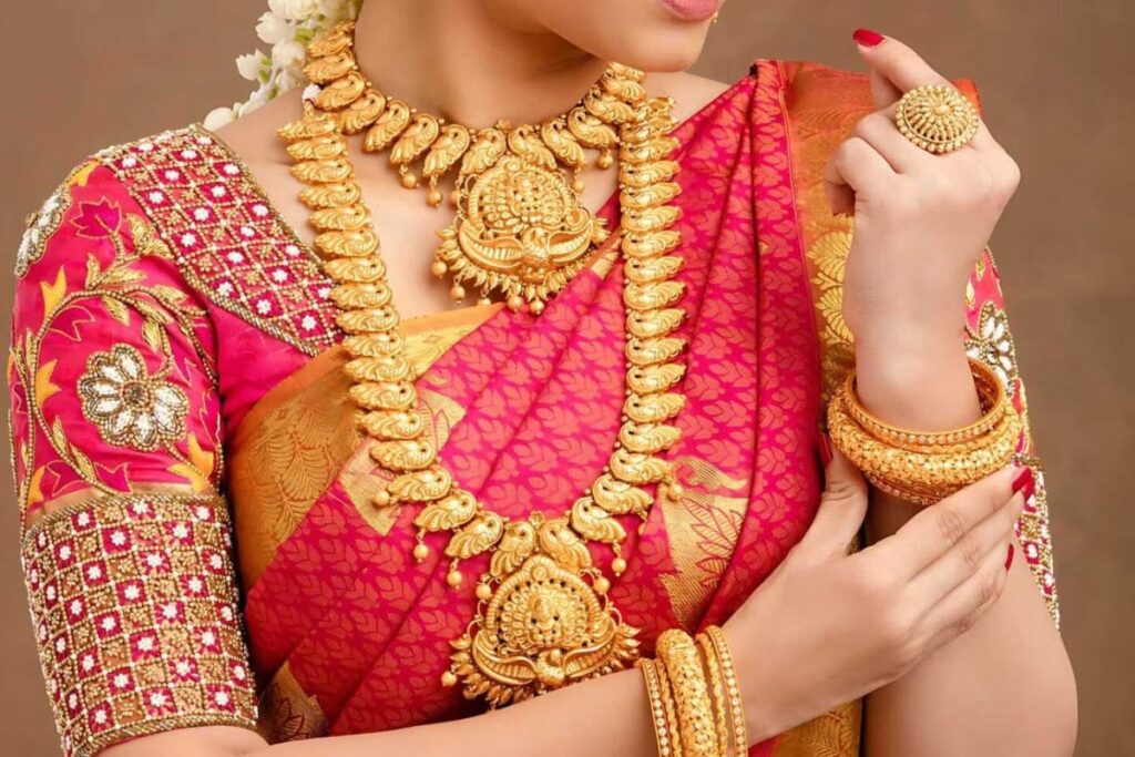 1778735708_1778567614_1777609039_gold-silver-rates-2026-04-2761c9c768566070af55e8ef210470dd-1200x800-1