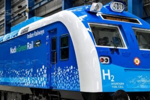 TRAIN-9-2026-06-e99424e985993252778b9c01c483e049-1200x800-1