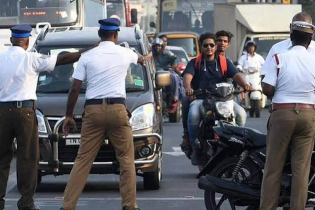 chennai-traffic-police-2026-06-c28b9c19c435dc832278839dc5cc67f8-1200x800-1