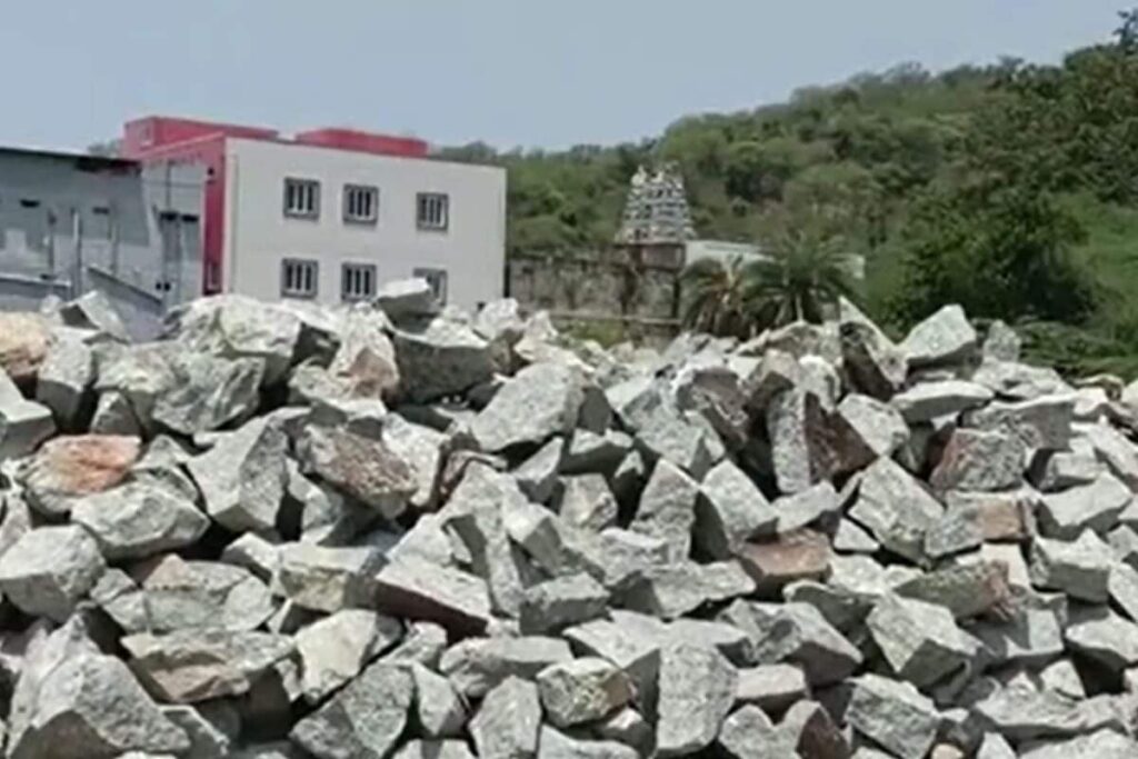 temple-2026-06-3c5052e830ef54b31bb07ac4f42ab535-1200x800-1
