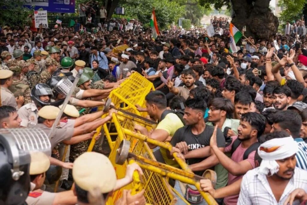 Delhi-Protest-1-2026-07-4077cf9bf1455ad8687d032746306c48-1200x800-1