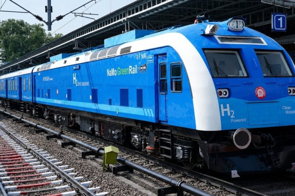 H2-Rail-2026-07-f82e1e3df89179b7fdf6a7a94e636072-1200x800-1