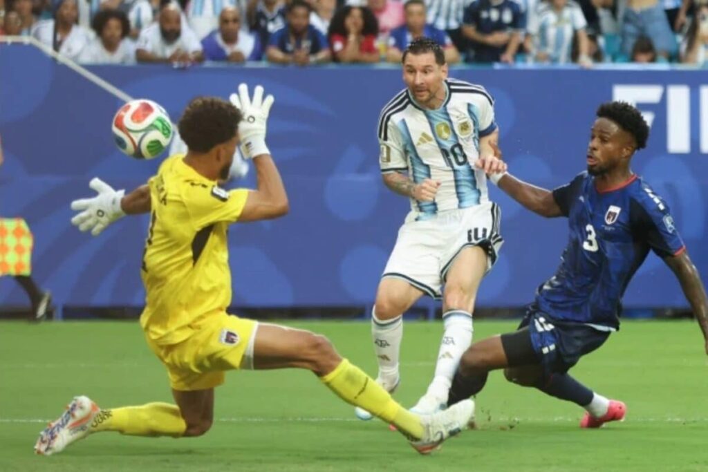Messi-2026-07-2af2623d3d92b3f72ac06f61a430978f-1200x800-1