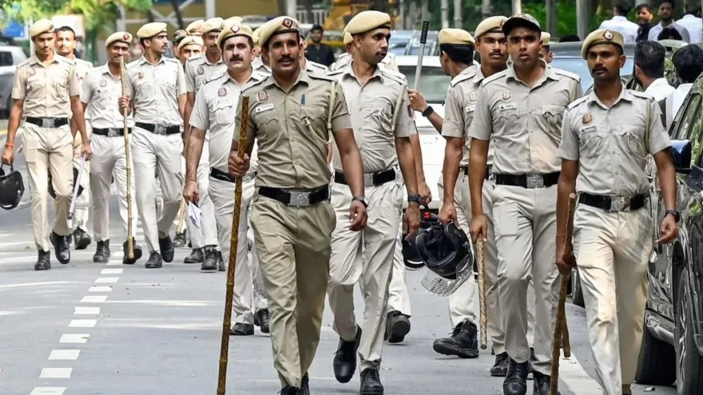 delpolice-36211784800198