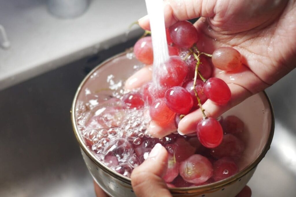 grapes-4-2026-07-45616d96f4802a339f5ebfcaa52c9d57-1200x800-1