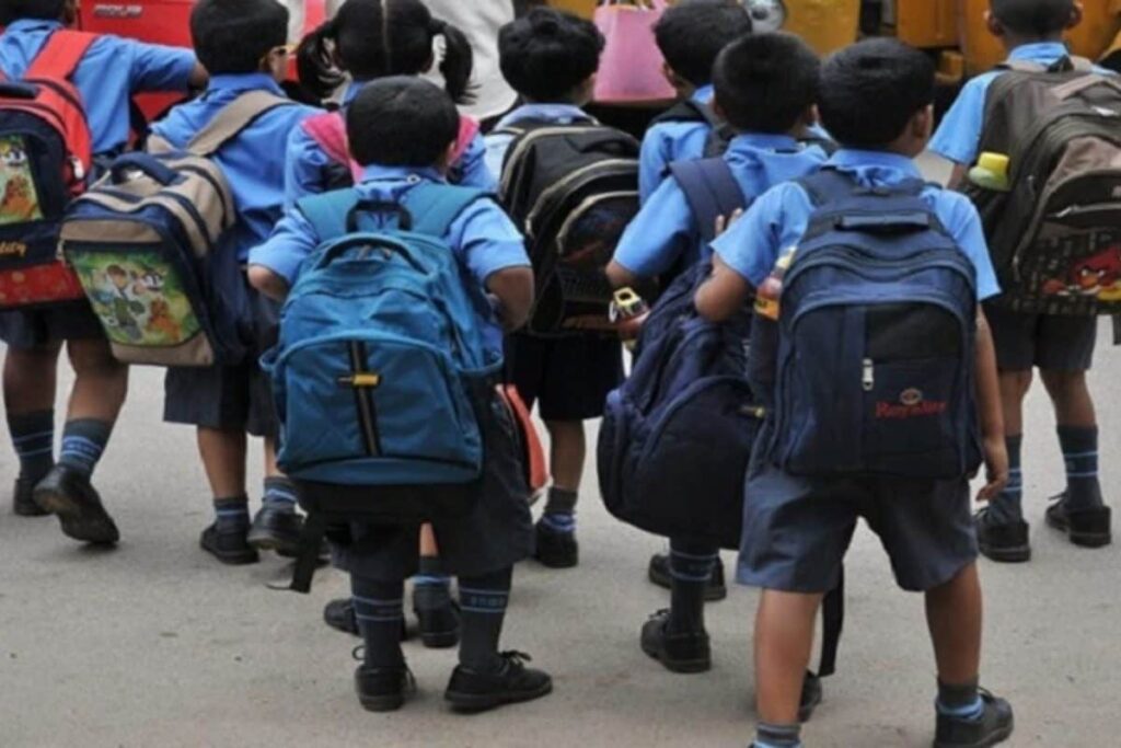 school-leave-2026-07-69551261279593e5147fed2e0edc5e2e-1200x800-1