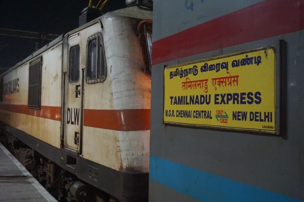 Tamilnadu-express-Train-2026-08-a305f8f1fb4c0e412791250bc0213344-1200x800-1