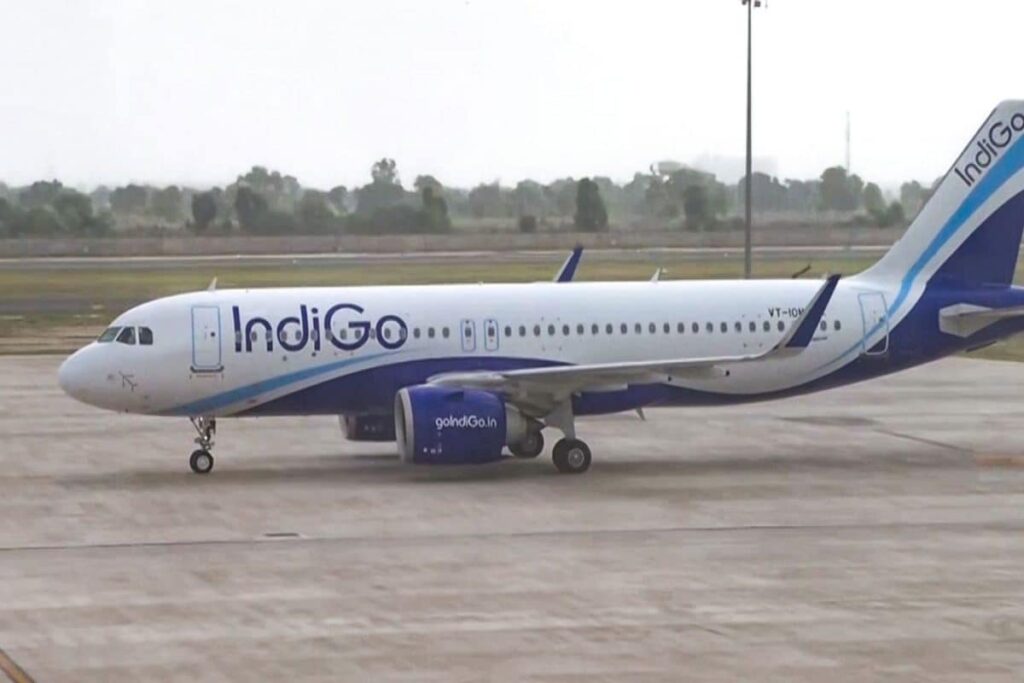 flight-2026-08-e0378d7b177c30c89a204c02690a7f37-1200x800-1