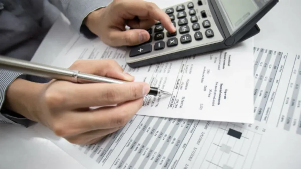 incometaxnoticebanner-33211786857308