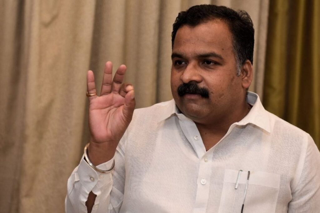 manickam-tagore-2026-05-f39a6e4c08846b96e5cb7bf6a9cf7c94-1200x800-1